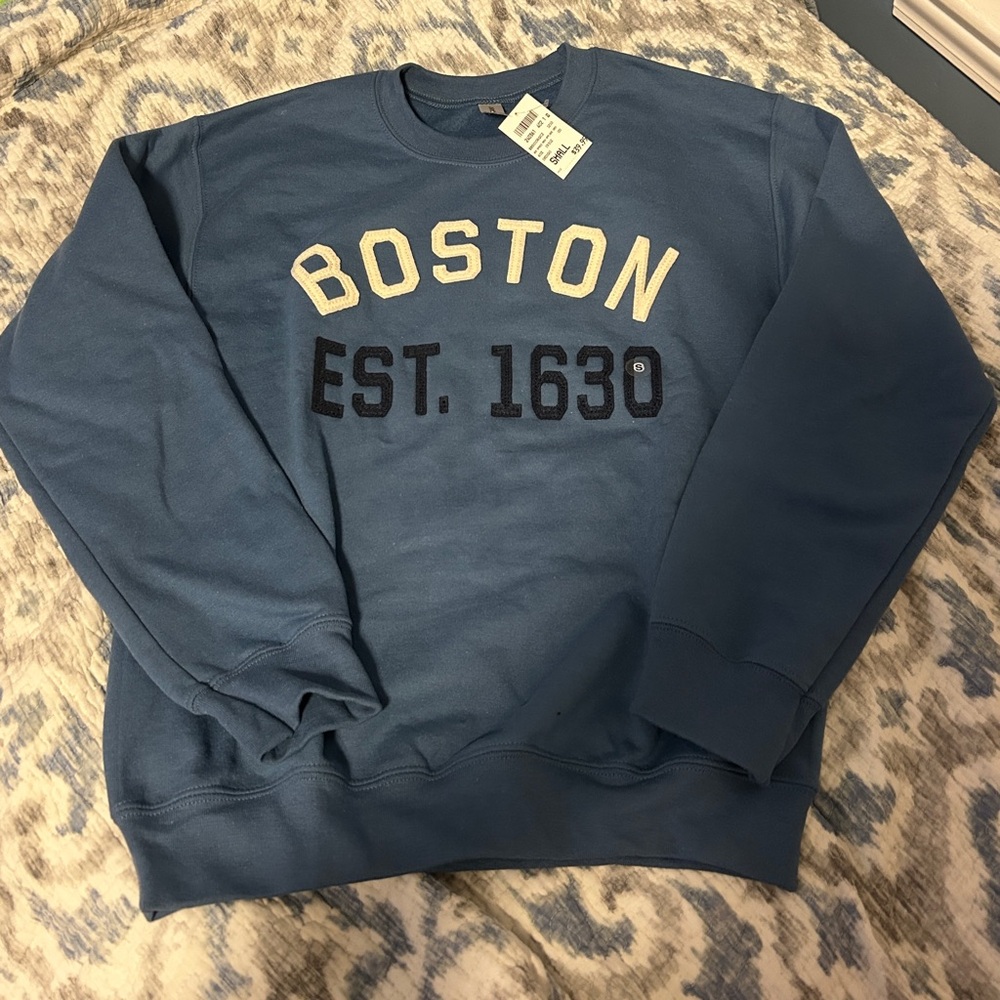 Boston EST. 1630 Gildan Blue Sweater